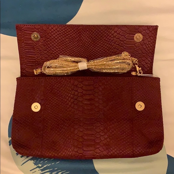 NWT URBAN EXPRESSIONS Phoebe clutch - Picture 3 of 6